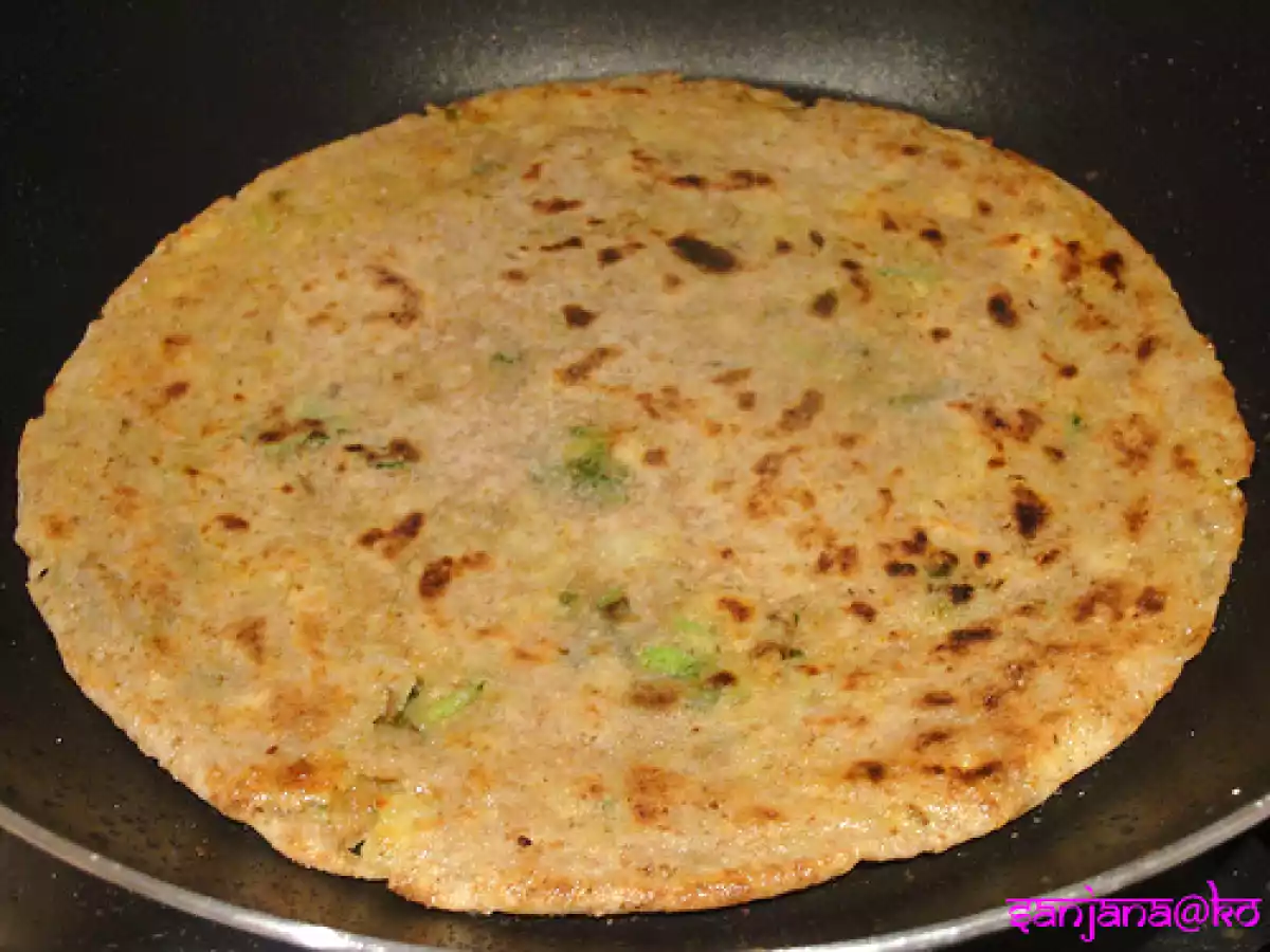 Easy Peasy Aloo Paneer Paratha (Sadly, there are no peas in this recipe) - photo 13