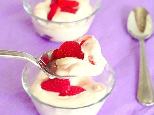 Easy Peasy Strawberry Dessert