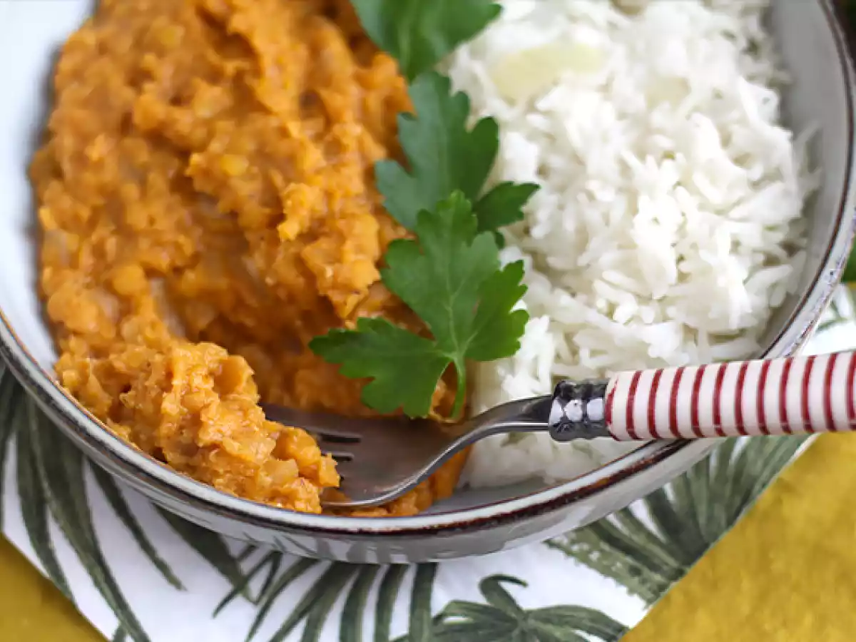 Easy red lentil dahl - photo 4