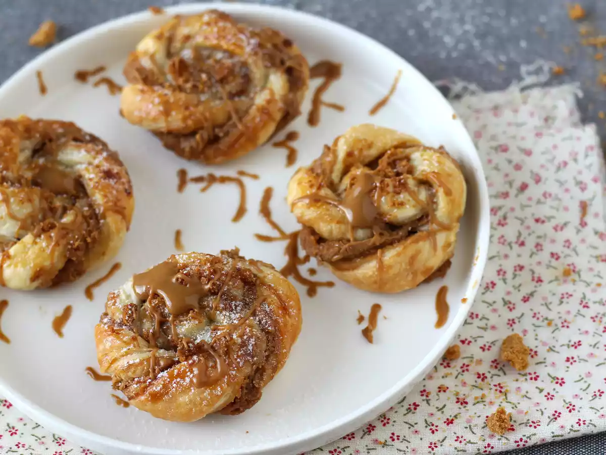 Easy speculaas cookies with puff pastry - photo 3