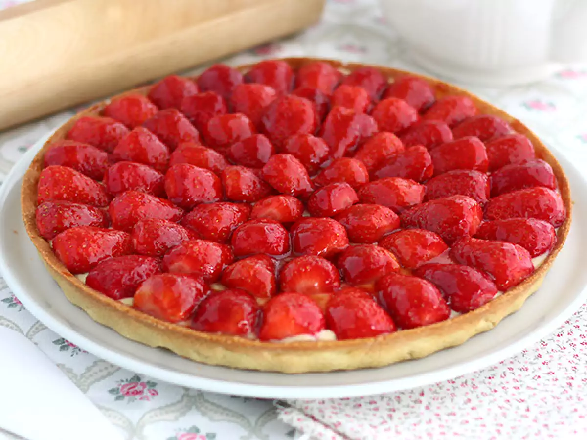 Easy strawberry tart