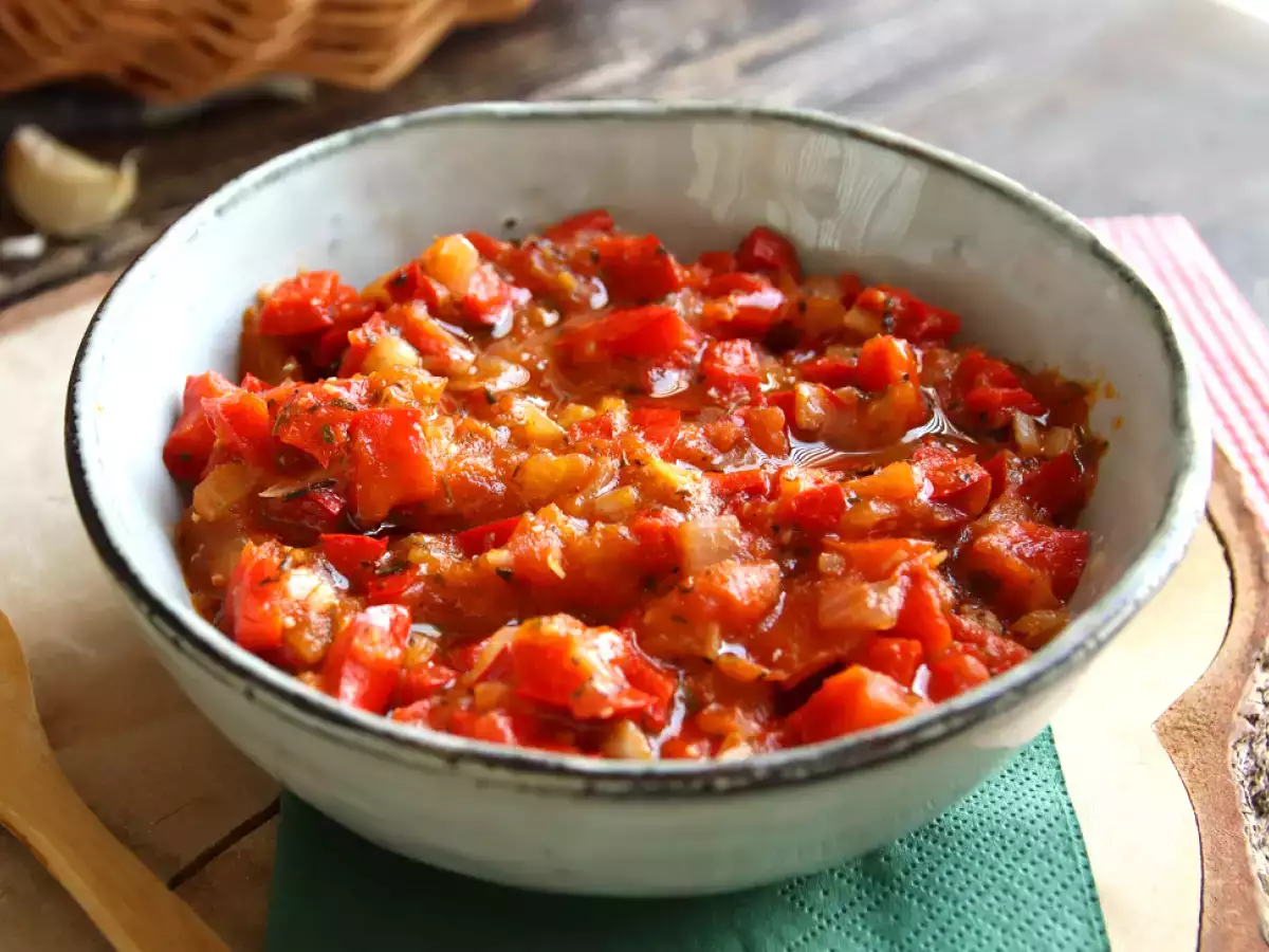Easy tomato sauce: a waste-not recipe for your overripe tomatoes - photo 2