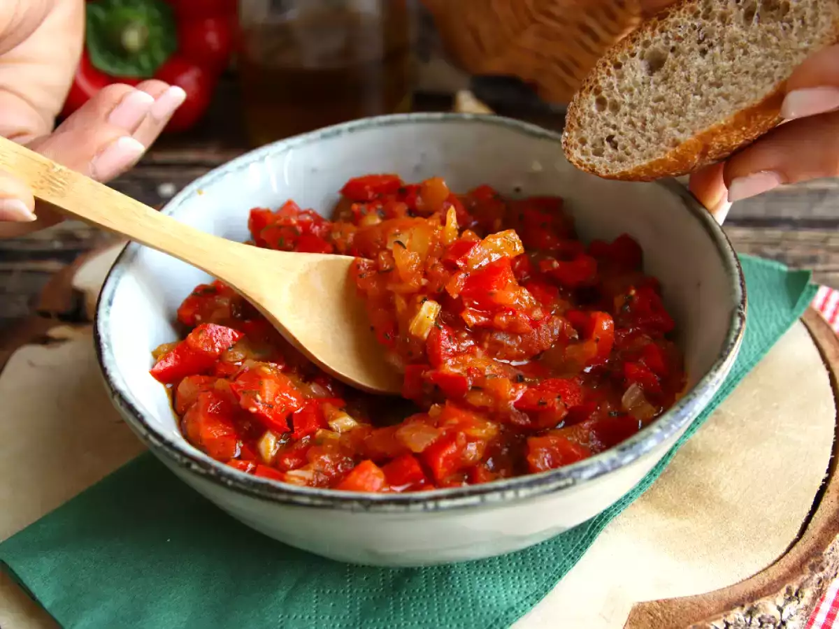Easy tomato sauce: a waste-not recipe for your overripe tomatoes - photo 4