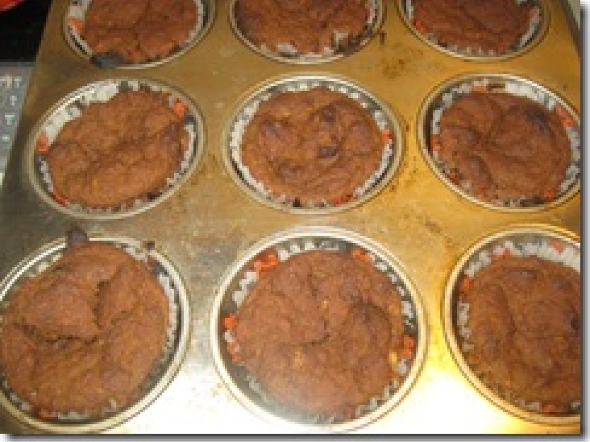 Eat Clean Breakfast Apple Pumpkin Muffins