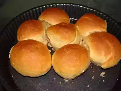 Eggless dinner rolls recipe (pav)