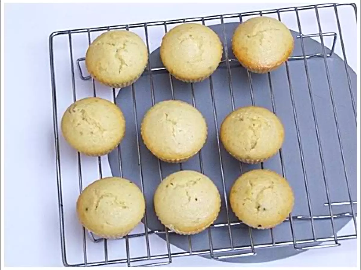 Eggless Mawa Cake - Saffron and Cardamom Flavored Eggless Milk Cakes - photo 2