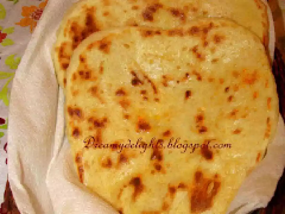 Eggless Naan