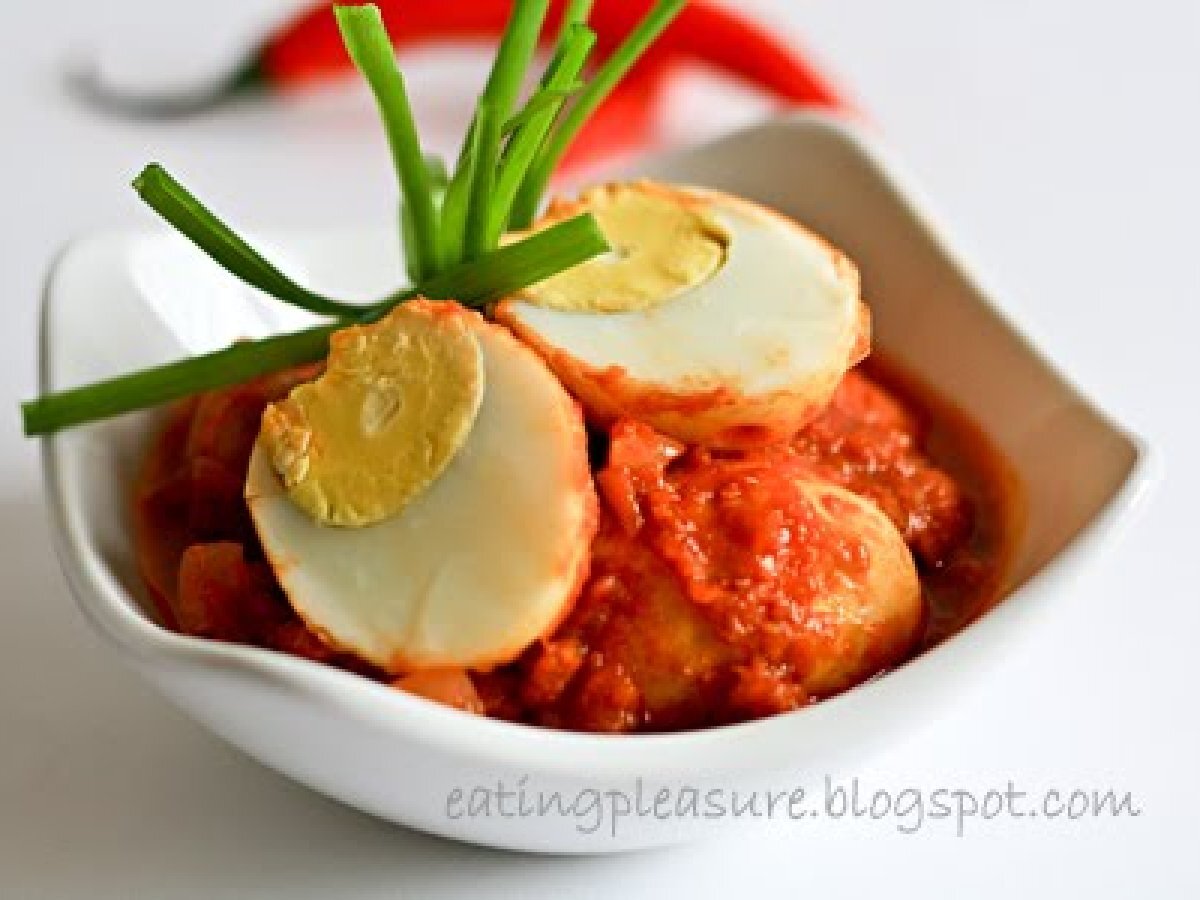 Eggs In Tangy Spicy Sauce (Telur Balado) - photo 2