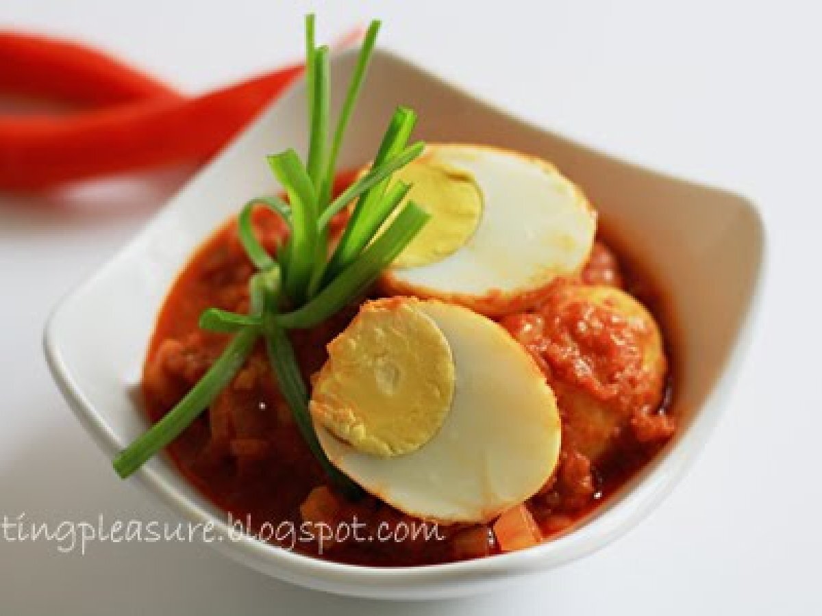 Eggs In Tangy Spicy Sauce (Telur Balado) - photo 3