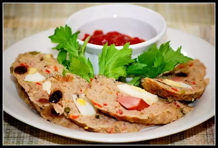 Homemade embutido recipe: a tasty traditional dish