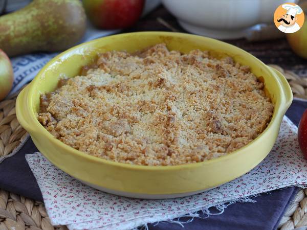 Extra crunchy and melting apple pear crumble