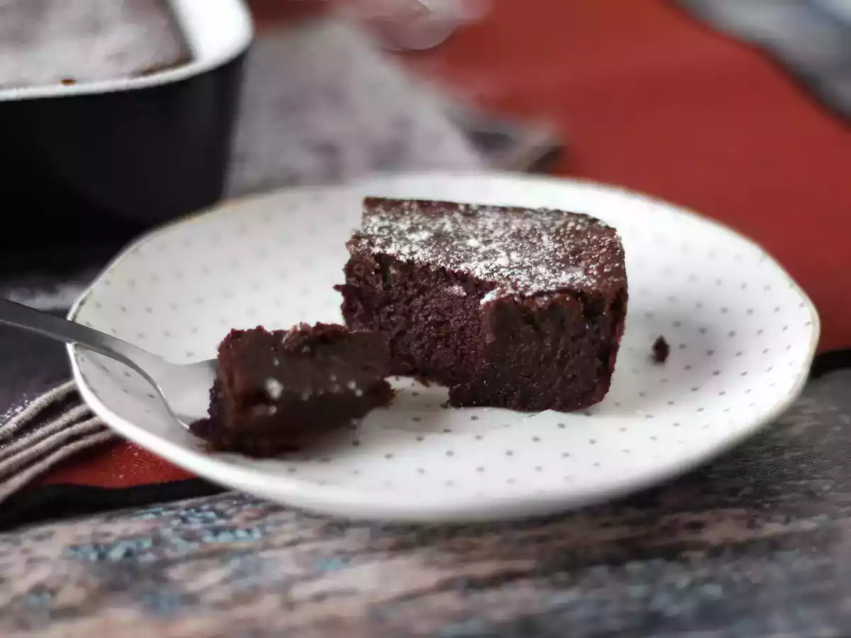 Extra fondant chocolate and chestnut cream cake with only 4 ingredients - photo 5