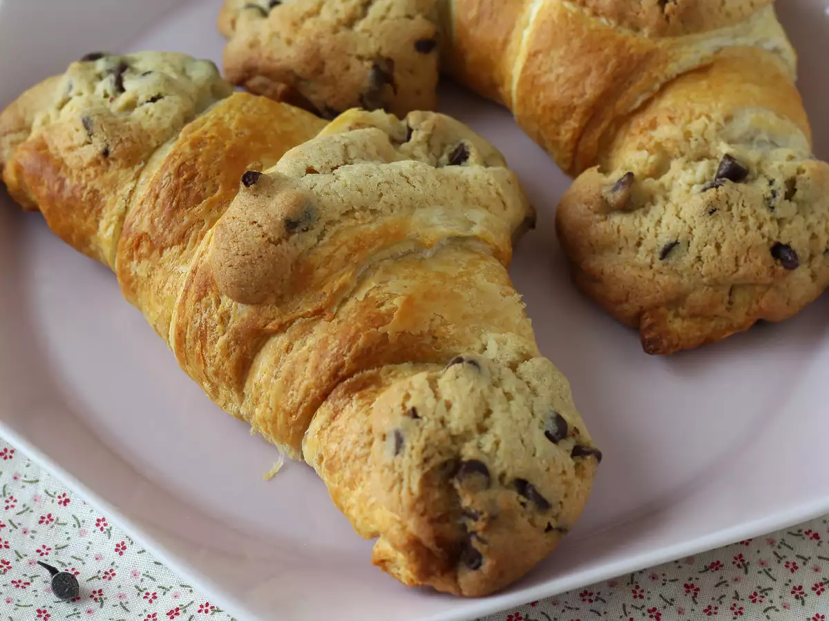 Extra-indulgent and super-easy crookies: the perfect combination of croissants and cookies! - photo 6