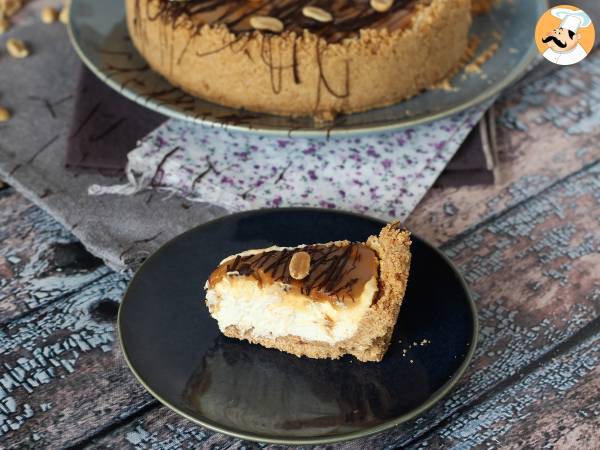 Extra indulgent snickers cheesecake - photo 2