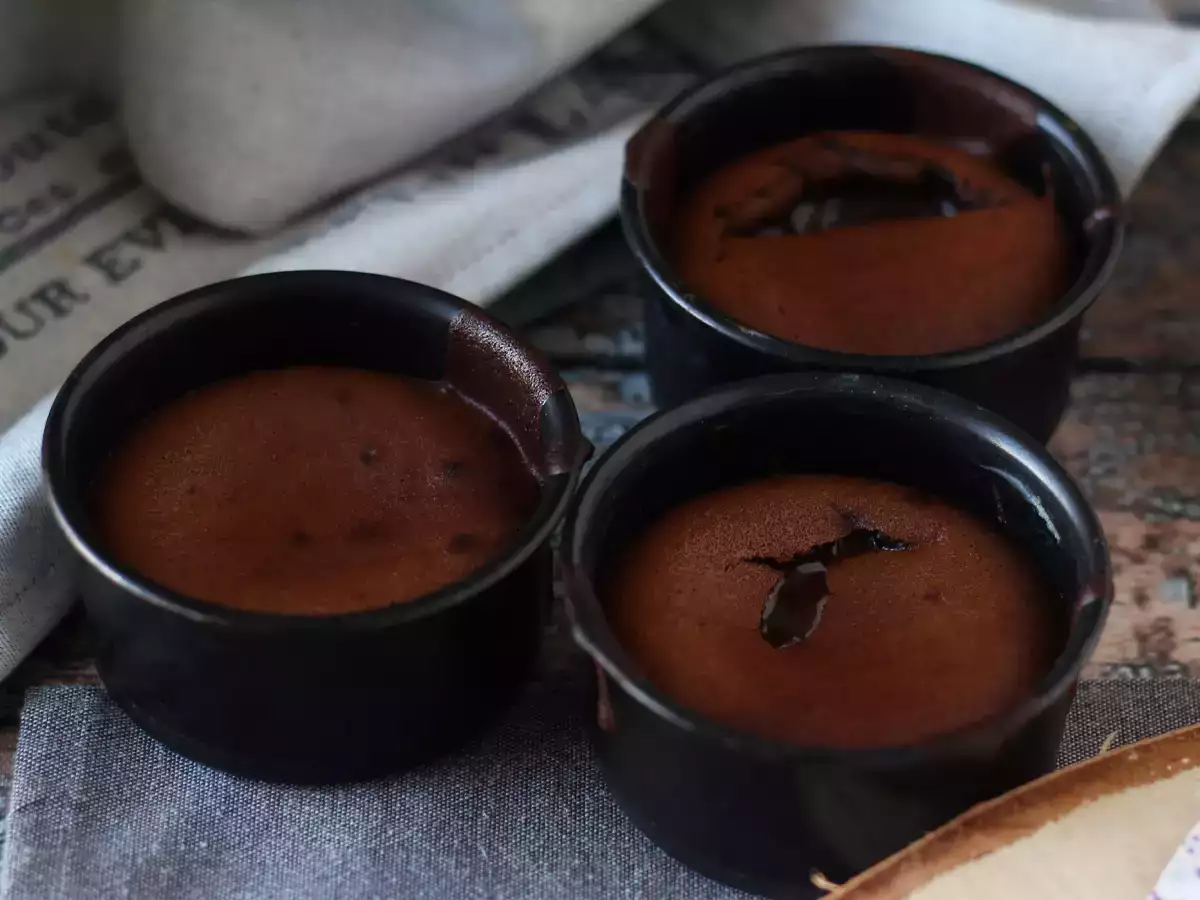 Extra runny air fryer chocolate fondants! - photo 5