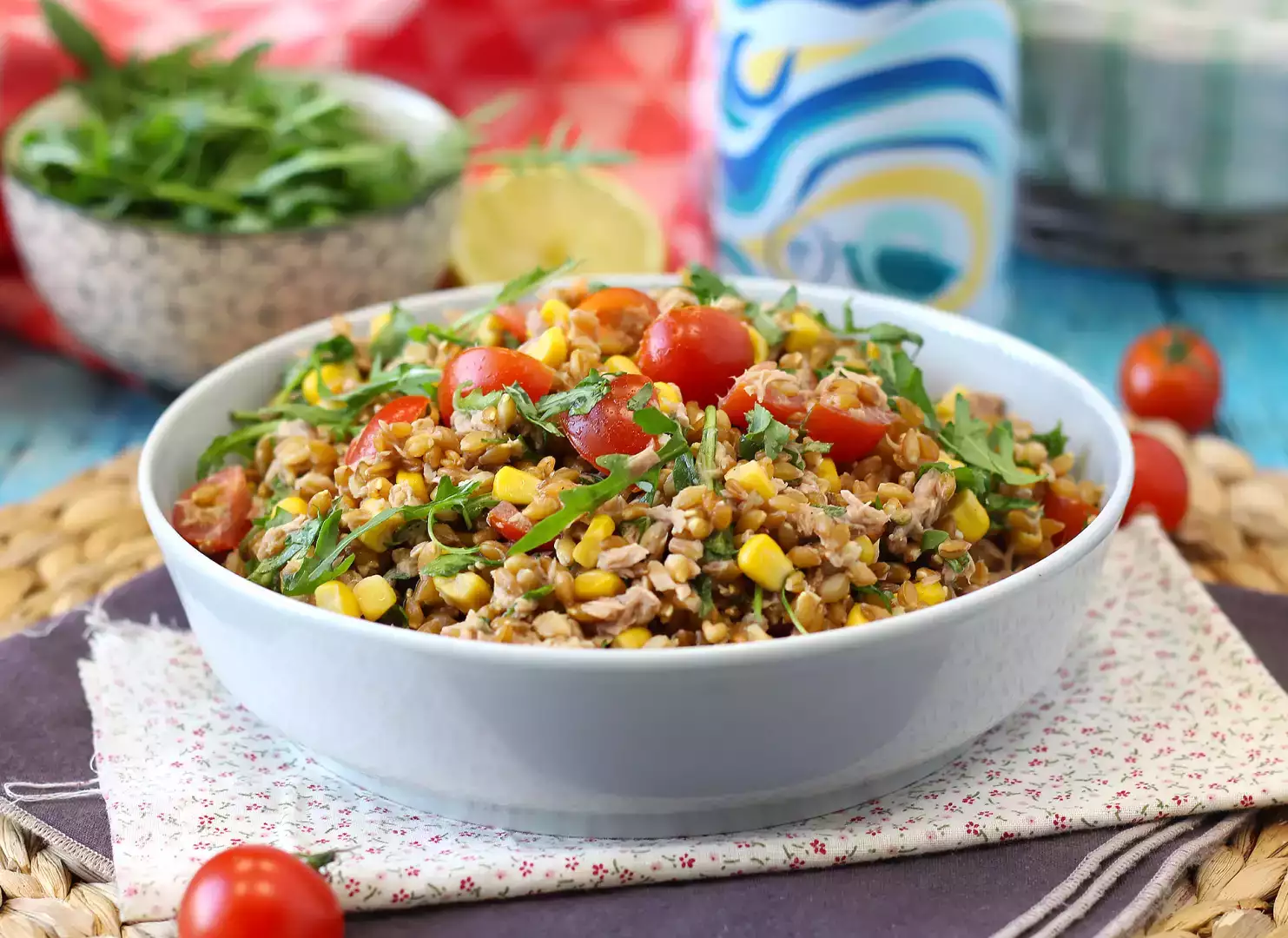 Farro and tuna salad: light, tasty and perfect year-round recipe