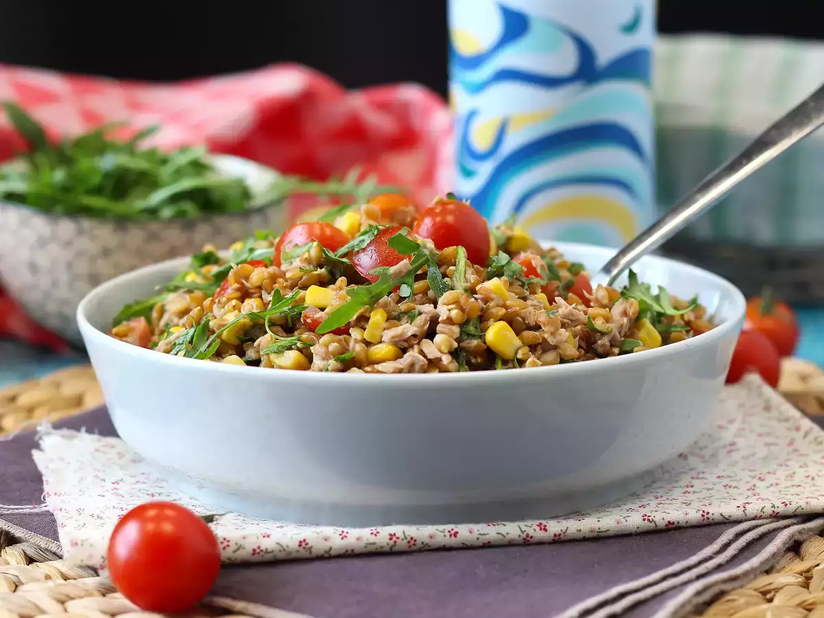 Farro and tuna salad: light, tasty and perfect year-round recipe - photo 3