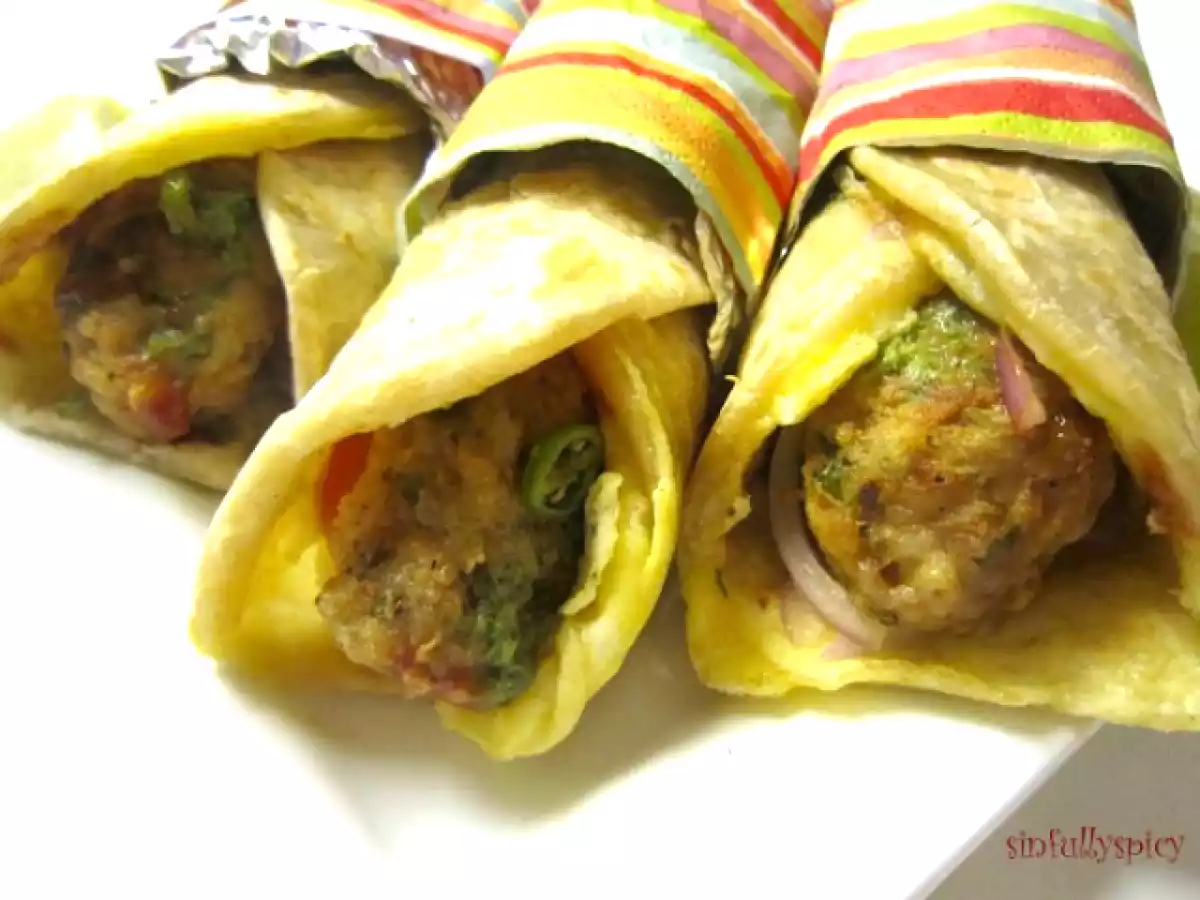 Feeling Eggy :Bengali Egg Roll & Simple Egg Stir Fry