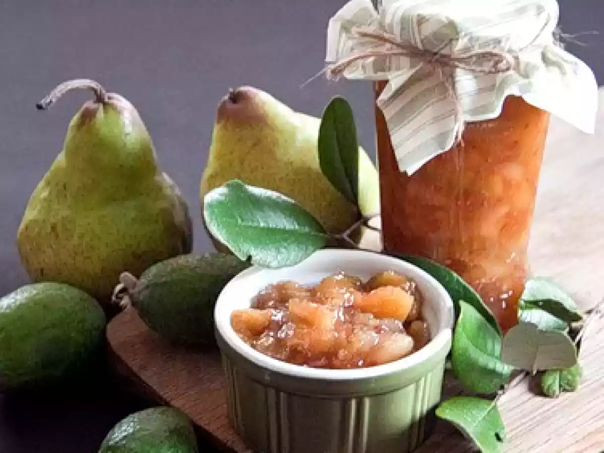Feijoa, pear and white wine jam