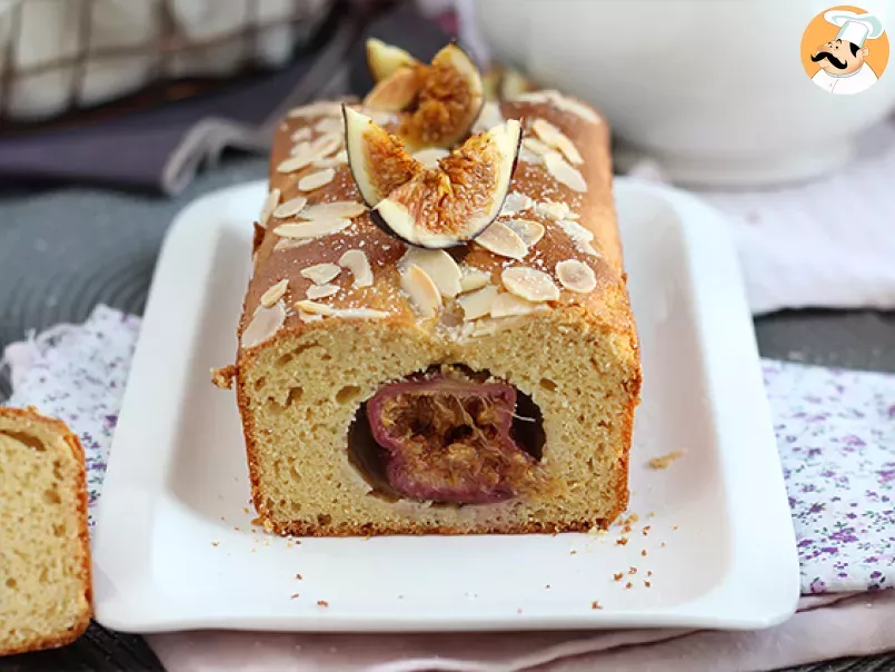 Fig and almond cake, photo 1