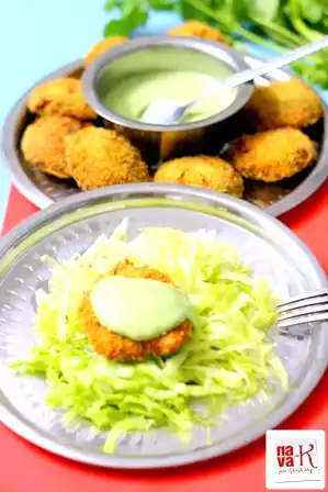 Fish cutlet with coriander yogurt chutney
