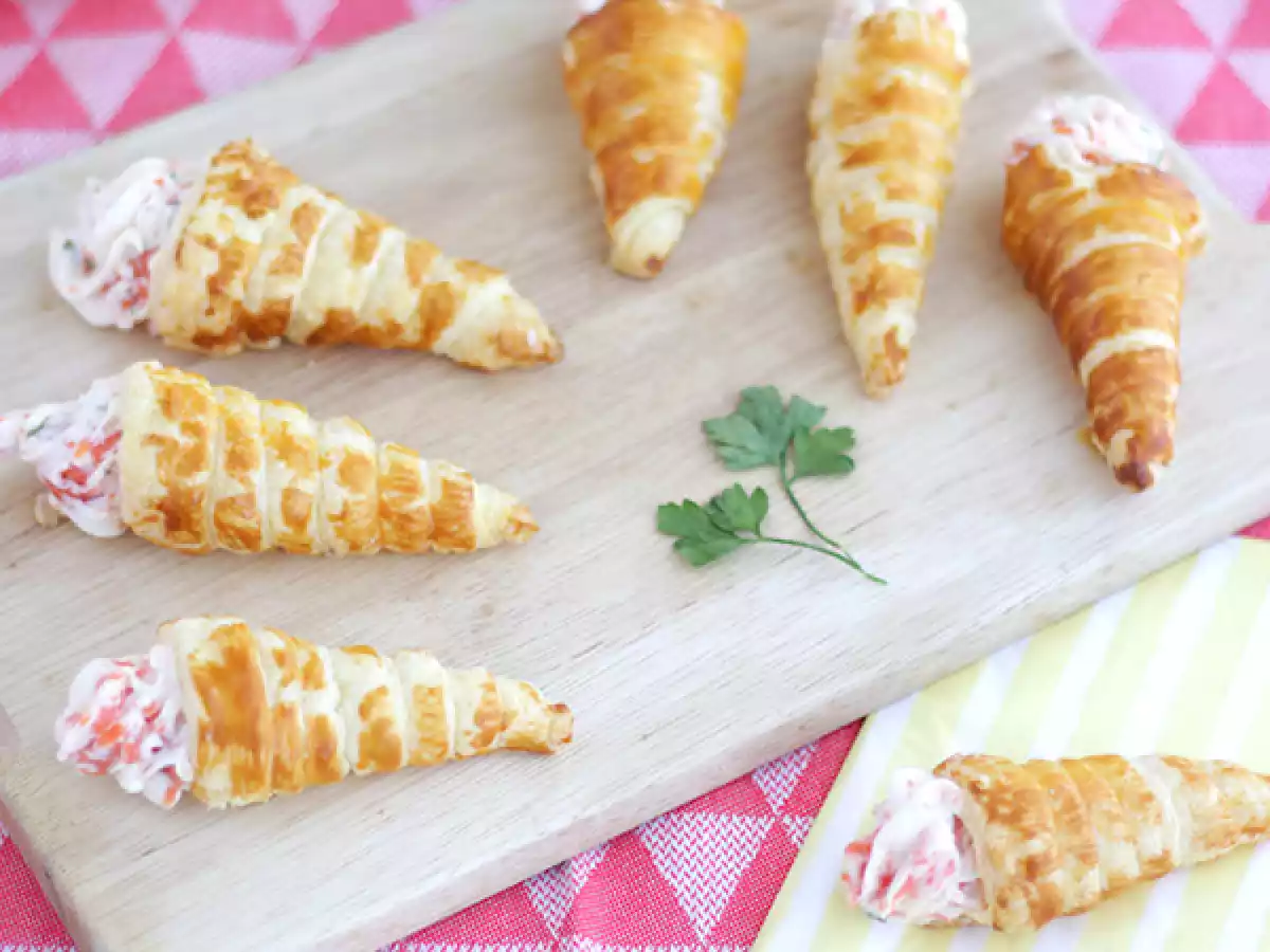 Flaky cones with salmon and cream cheese - video recipe ! - photo 2