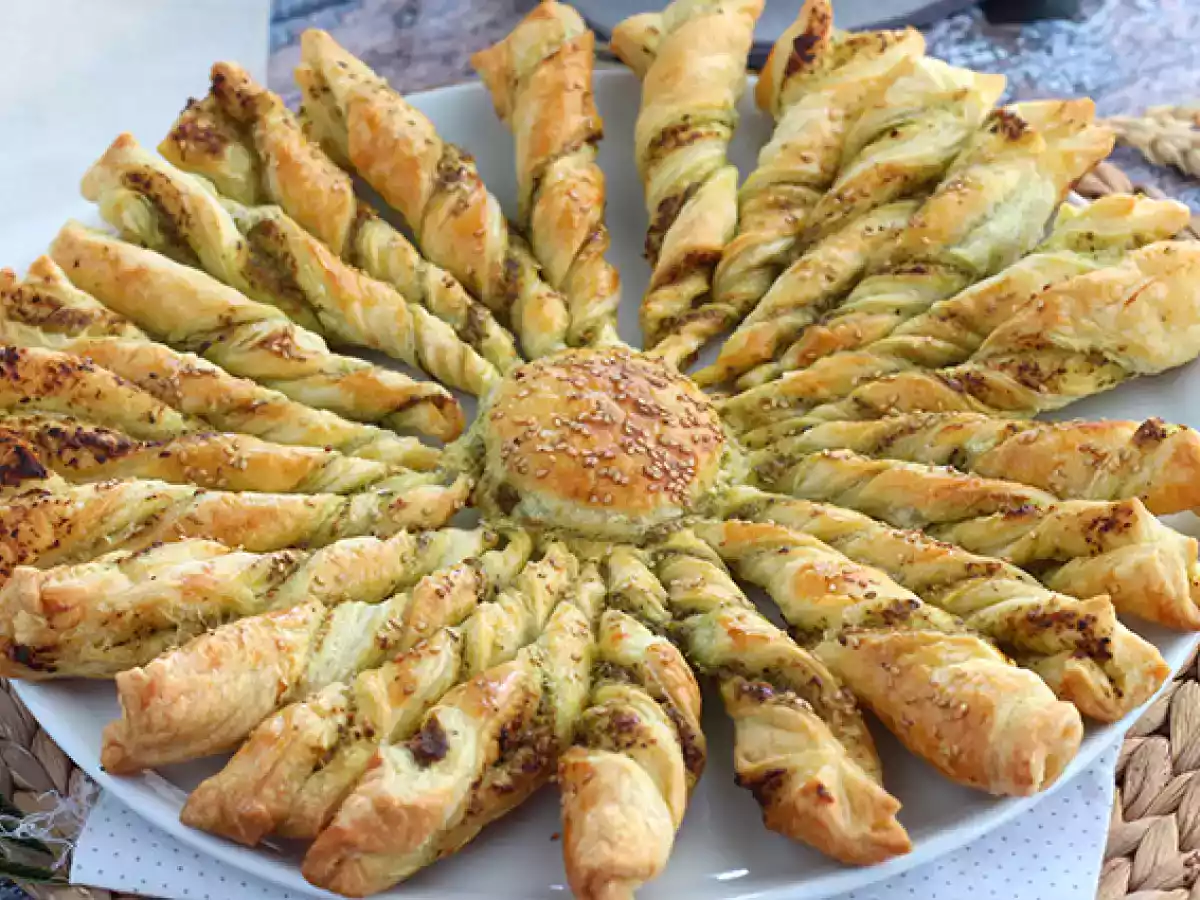 Flaky pesto star bread - photo 4