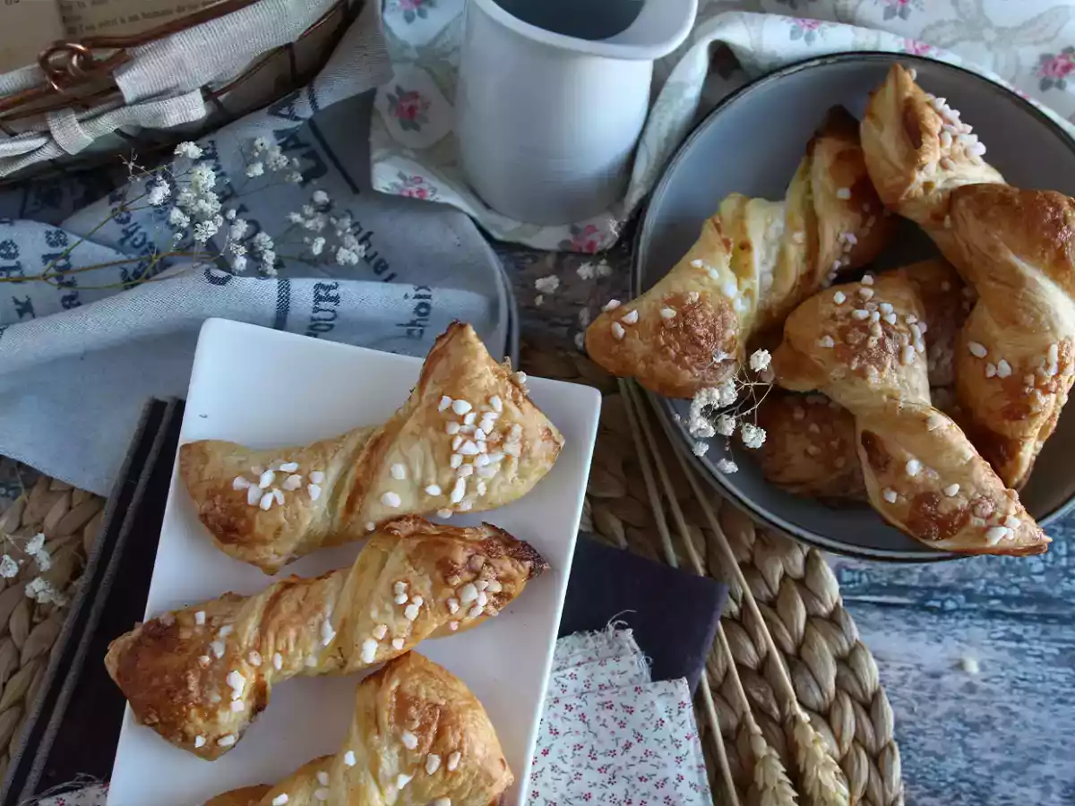 Flaky vanilla twists with pastry cream - photo 3