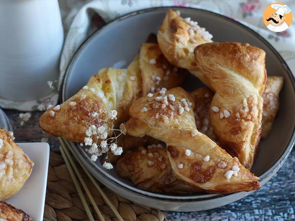 Flaky vanilla twists with pastry cream - photo 5