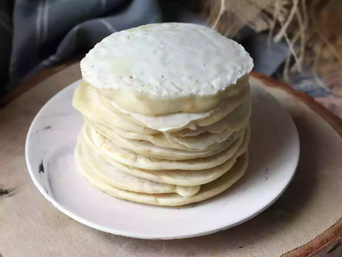 Fluffy vegan pancakes with flax egg: easy and egg-free recipe - photo 5