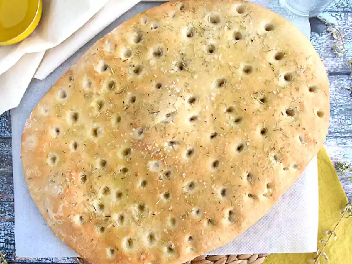 Focaccia, the italian bread with rosemary - photo 3