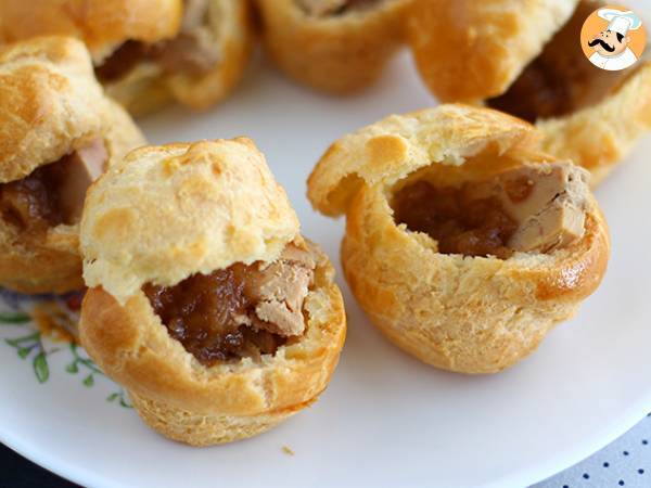 Foie gras and onion chutney puffs - photo 2