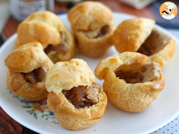 Foie gras and onion chutney puffs - photo 3