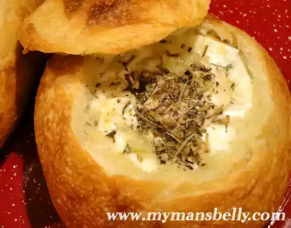 Four B?s Baked Bread Brie Bowl