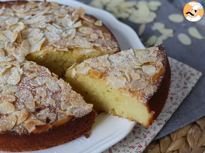 French Amandier cake, the super soft almond cake, photo 1