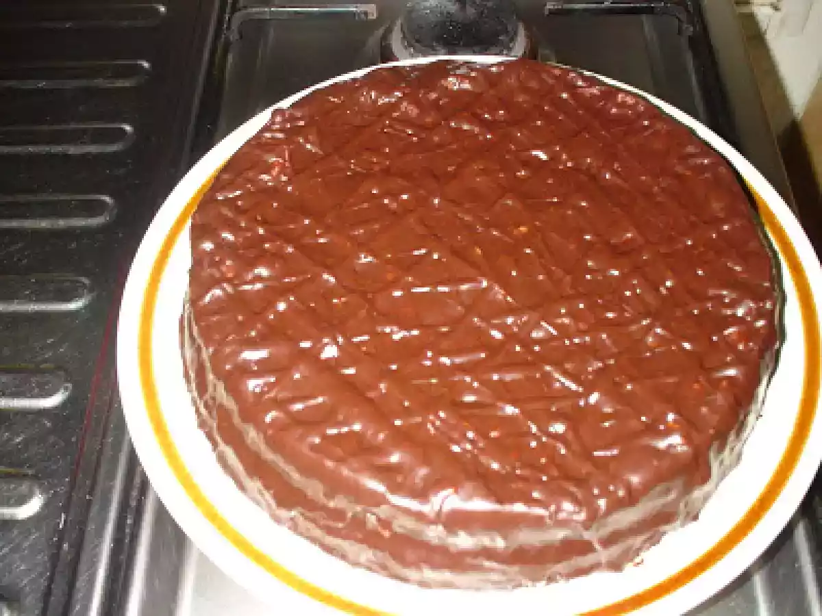 French Chocolate Hazelnut Cake - photo 3