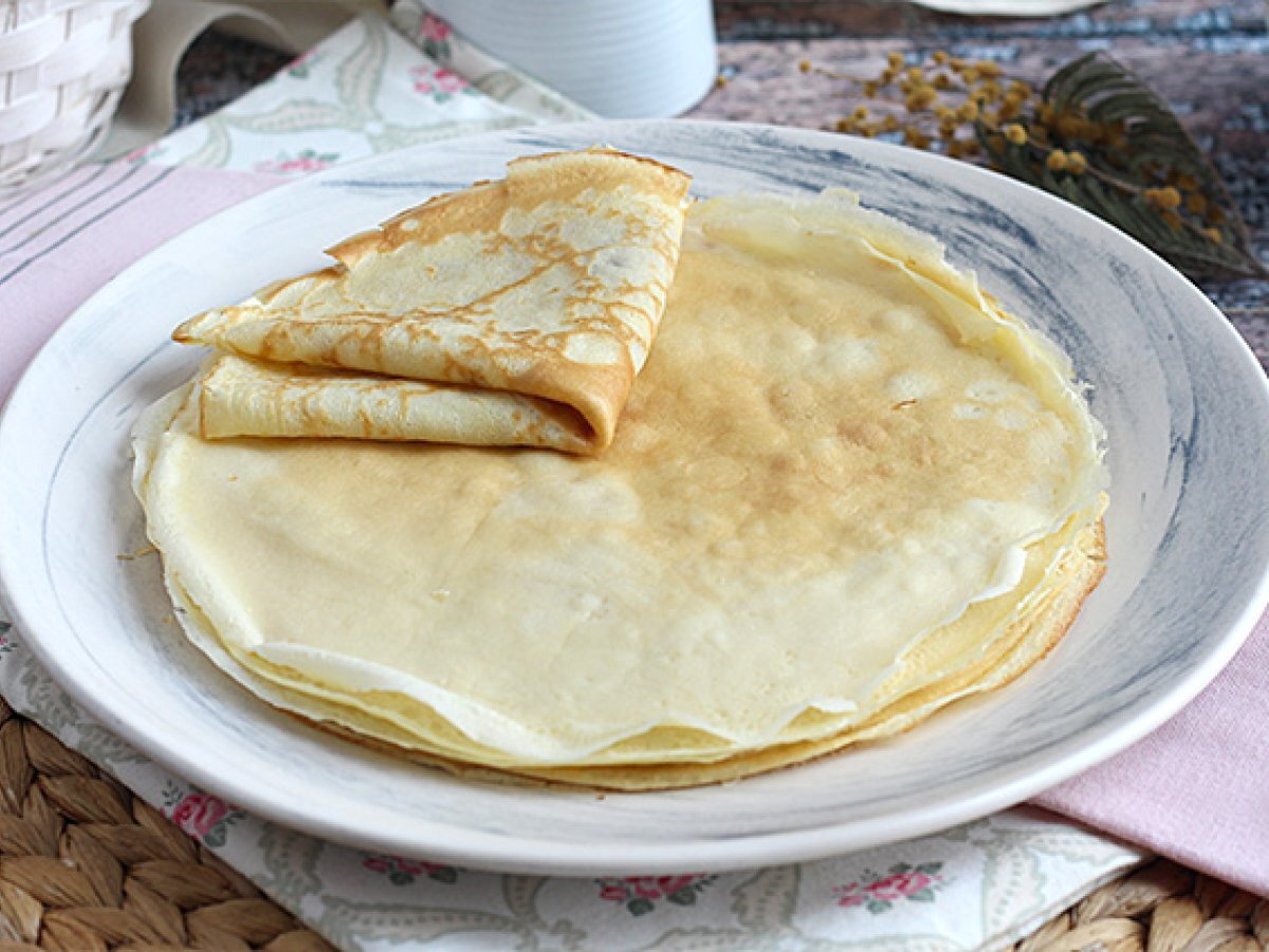 French crepes, the real recipe - Video recipe ! - photo 4