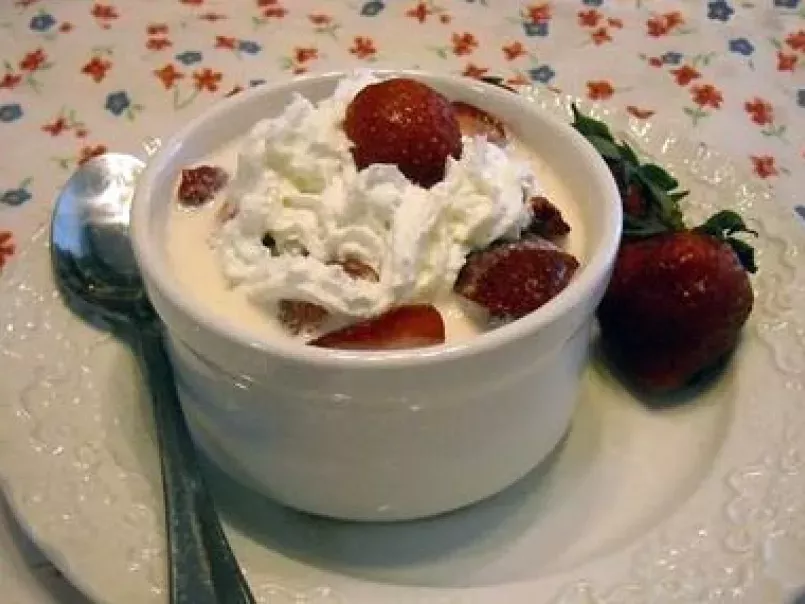 Fresas Con Crema ~ Strawberries with Cream, photo 1