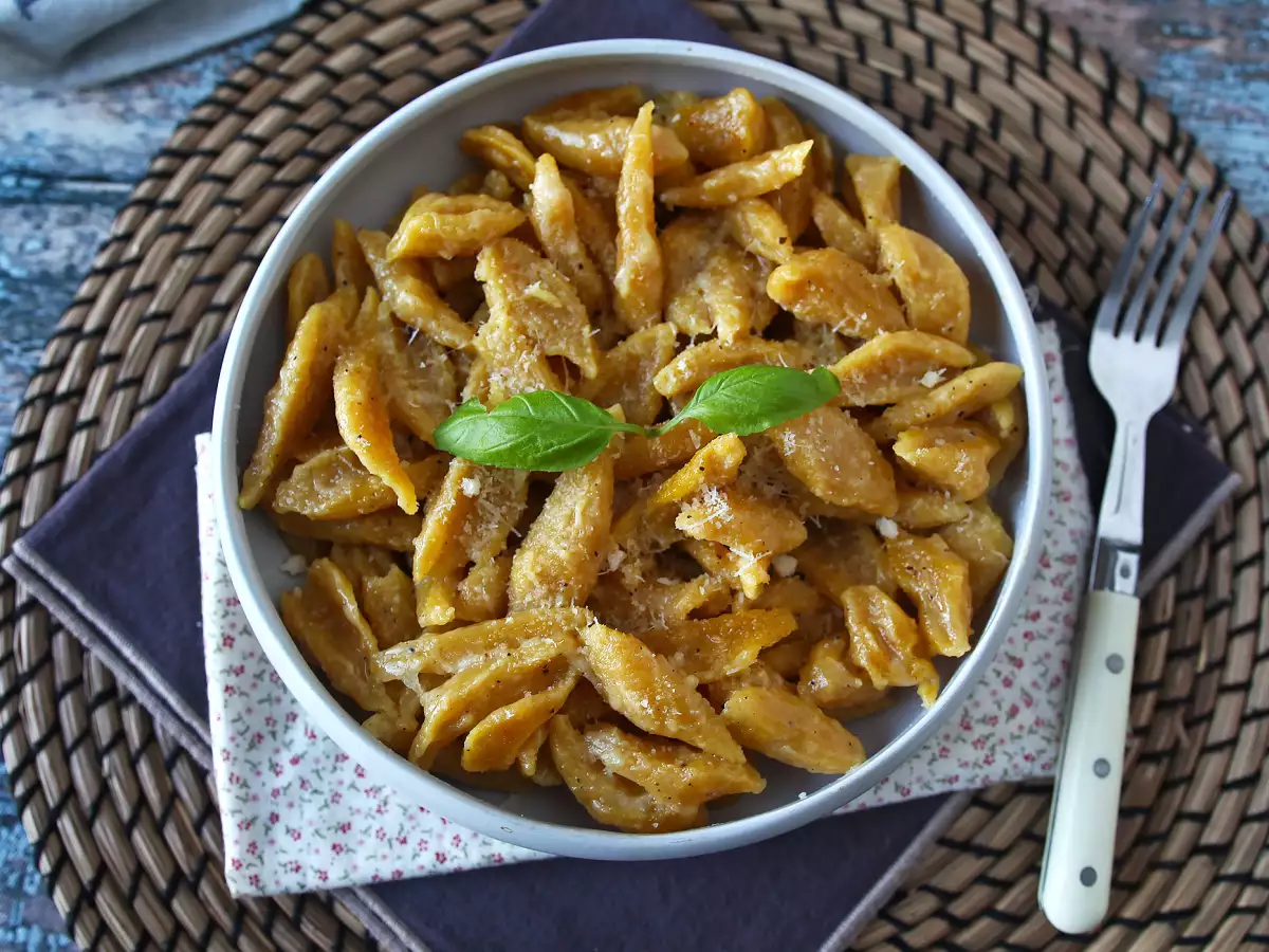 Fresh butternut squash pasta with just 2 ingredients - photo 5