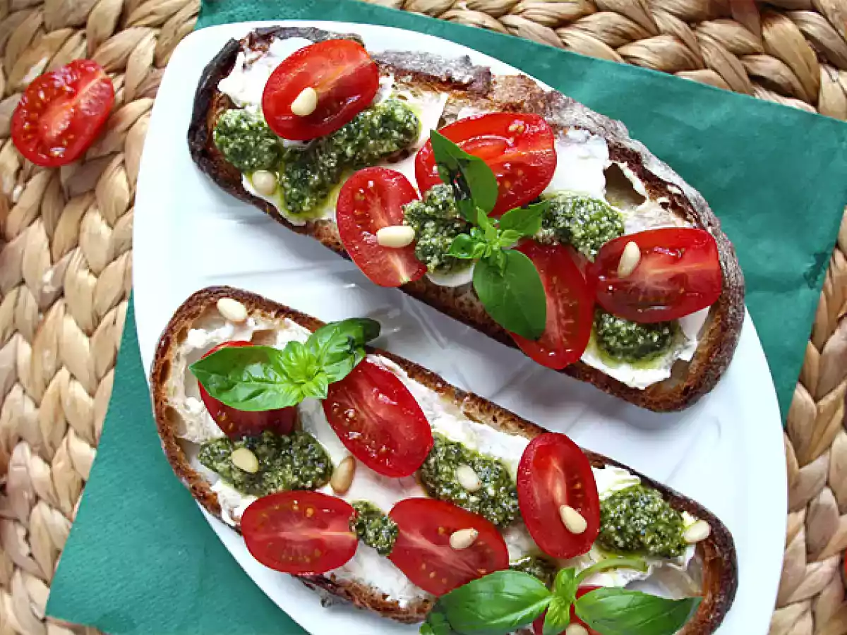 Fresh cheese, pesto, and cherry tomato toasts - photo 2