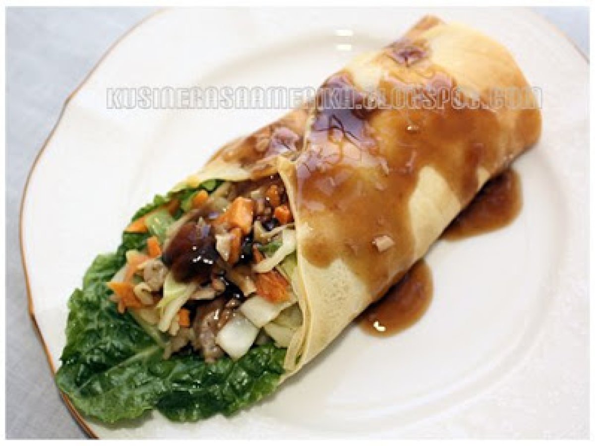 Fresh Lumpia (Vegetable Roll)