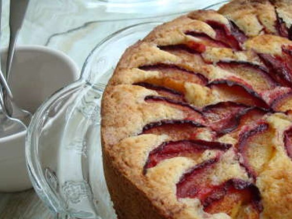 Fresh Plum Cake