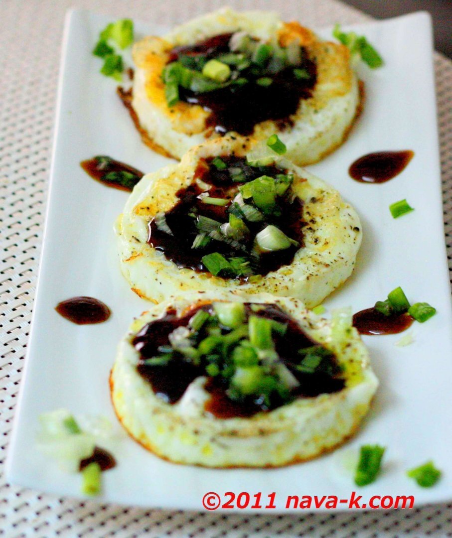Fried eggs and oyster sauce Recipe Petitchef