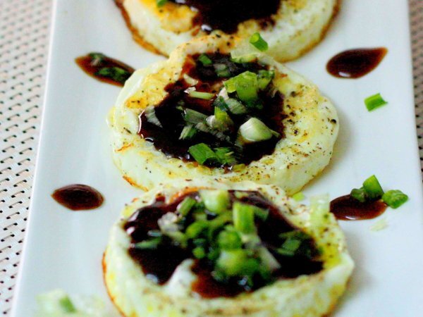 Fried Eggs And Oyster Sauce