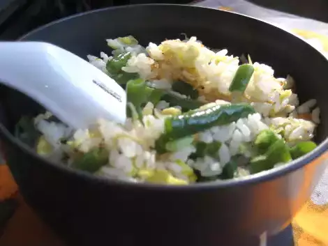 Fried rice with baby anchovies and green beans recipe