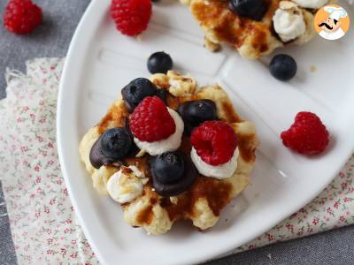 Fruit, chocolate and whipped cream waffles - photo 2