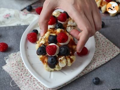 Fruit, chocolate and whipped cream waffles - photo 4