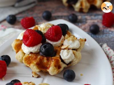 Fruit, chocolate and whipped cream waffles - photo 9