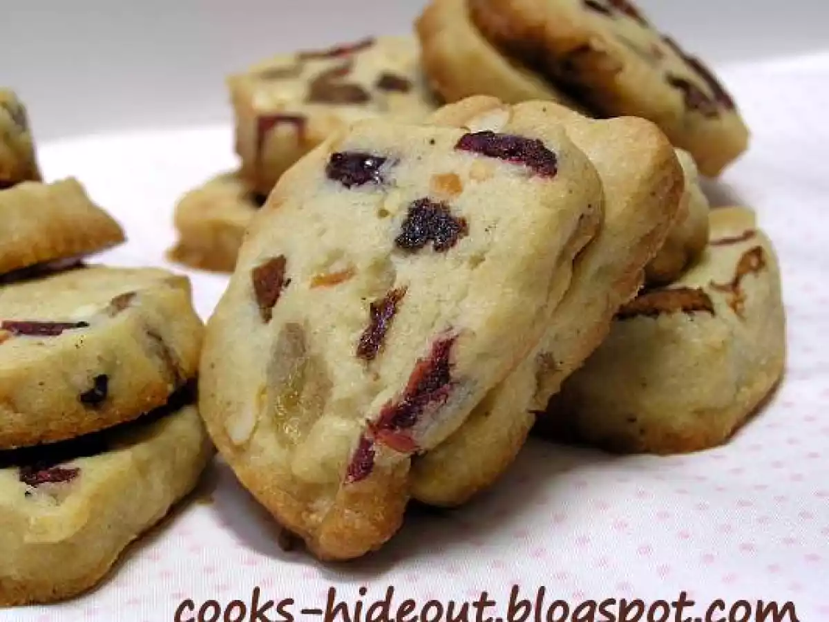 Fruit & Nut Cookies