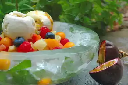 Fruit Salad with Passion Fruit and Vanilla Bean Ice-cream